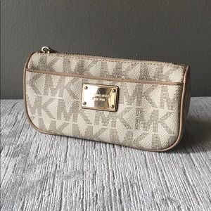 Michael Kors Make up bag